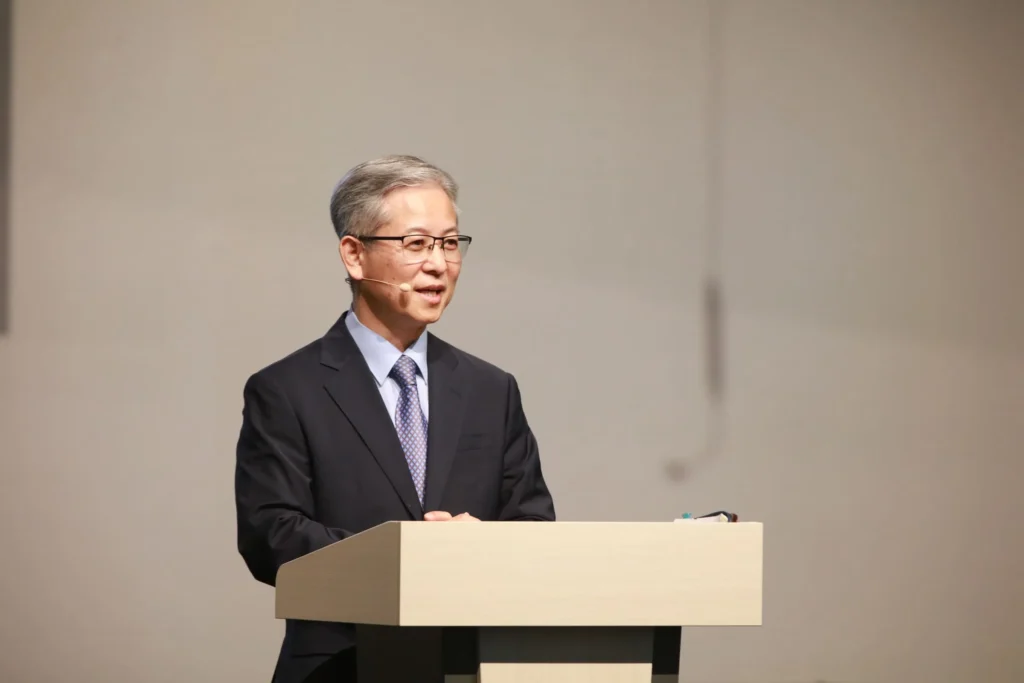 남성수 담임목사